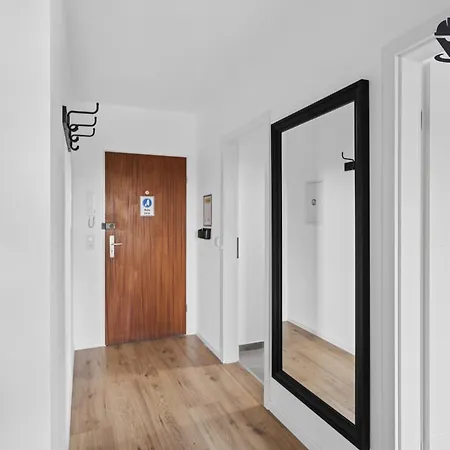 Monteur - Fuer Bis Zu 4 Personen In 61138 - Fb11 Apartamento *